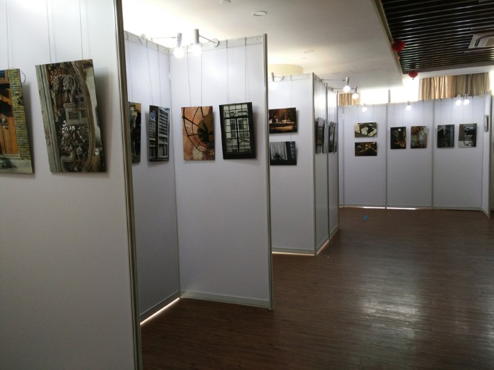 搭建展覽主體結(jié)構(gòu)通常有幾種